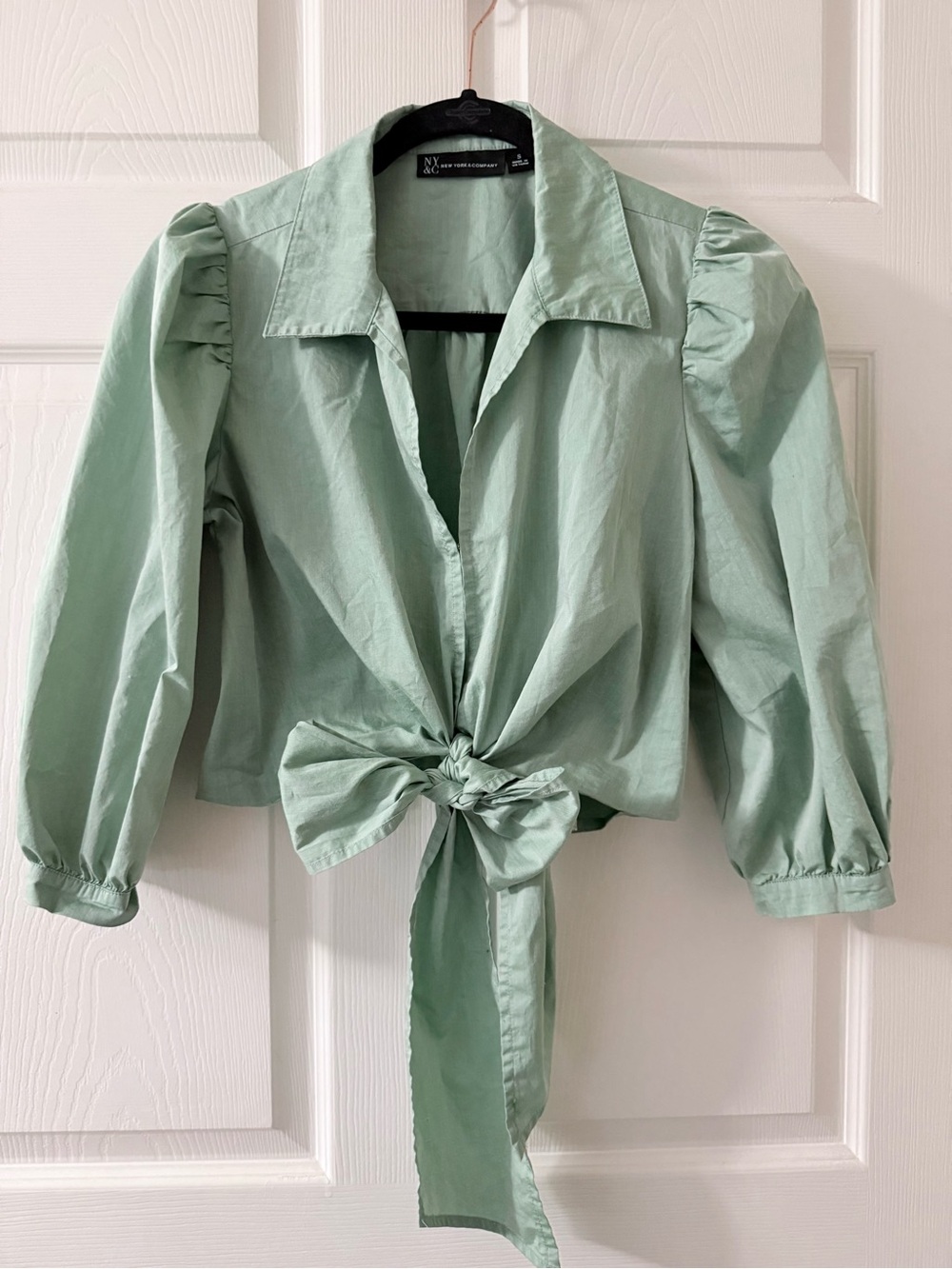 New York & Company Mint Green Tie-Front Puff Sleeve Button-Down